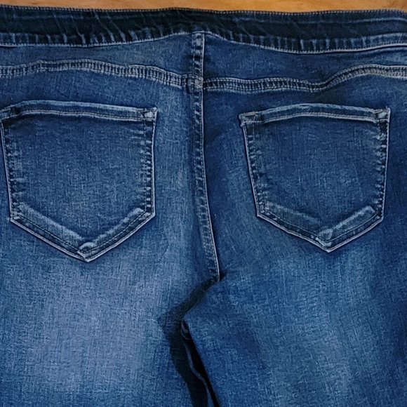 Jegging Jeans by Maurices™ Pull On Jeggings Size 14 - Picture 14 of 16